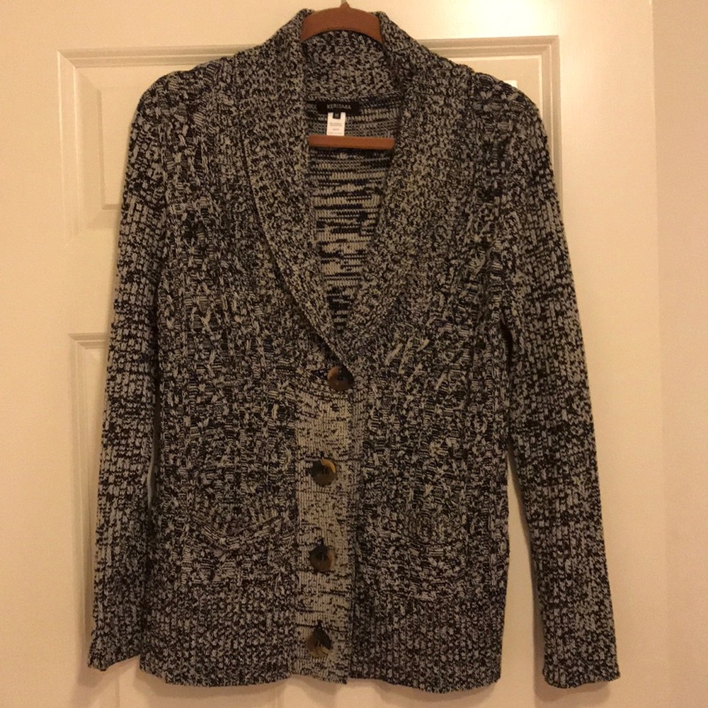NWOT Kerisma sweater with black and gray accents